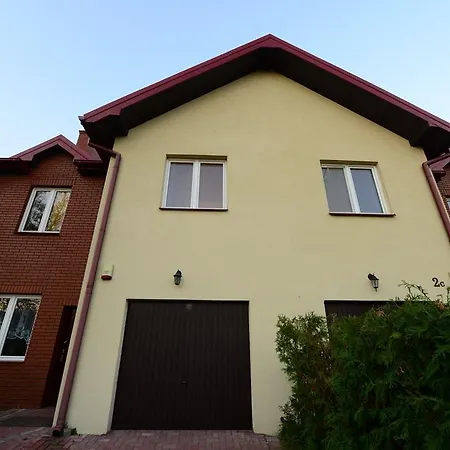 Airport Modlin Guest house *