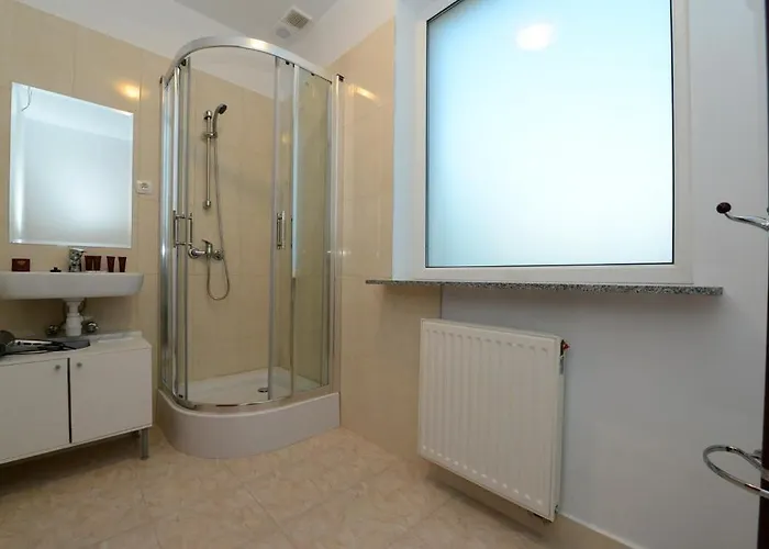 Airport Modlin * Nowy Dwor Mazowiecki